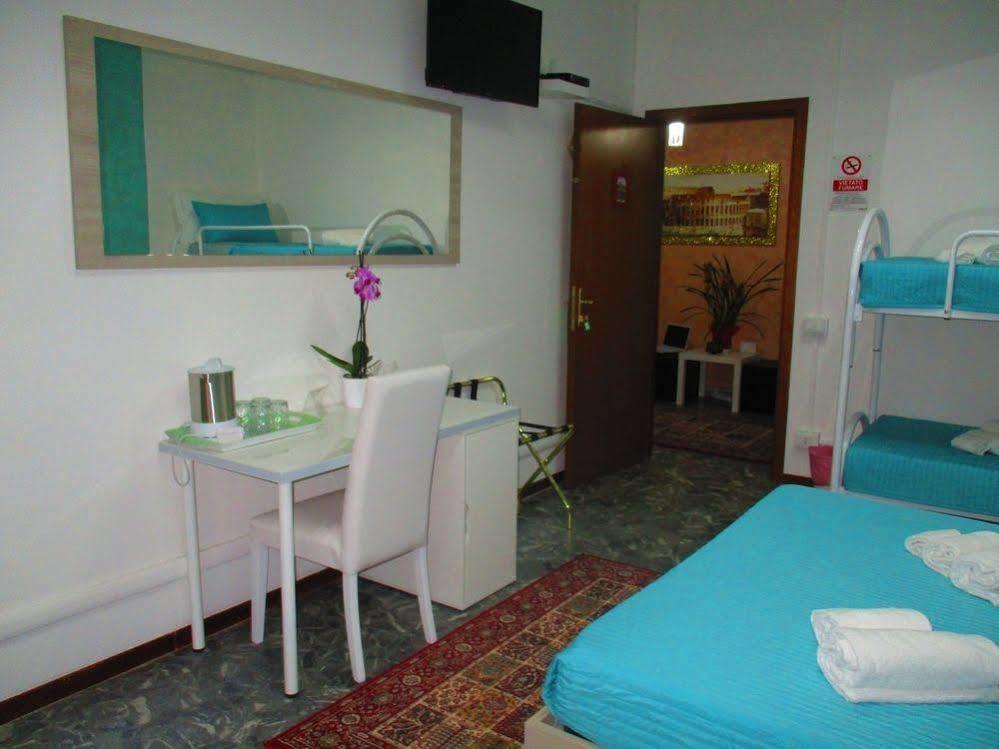 Maxim Rooms 罗马 外观 照片