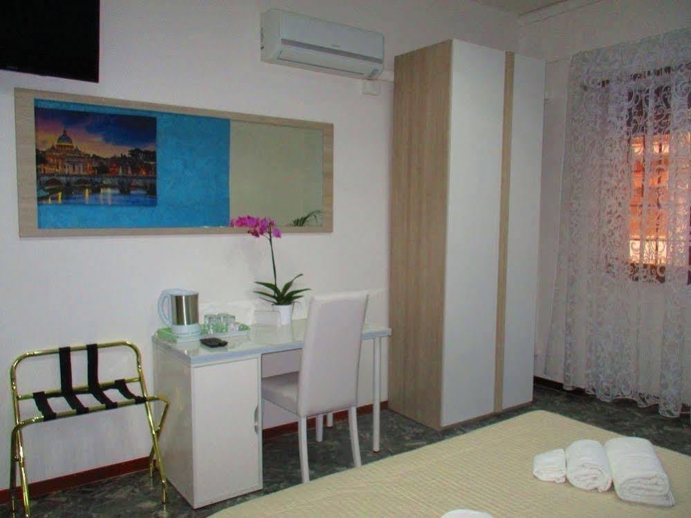 Maxim Rooms 罗马 外观 照片