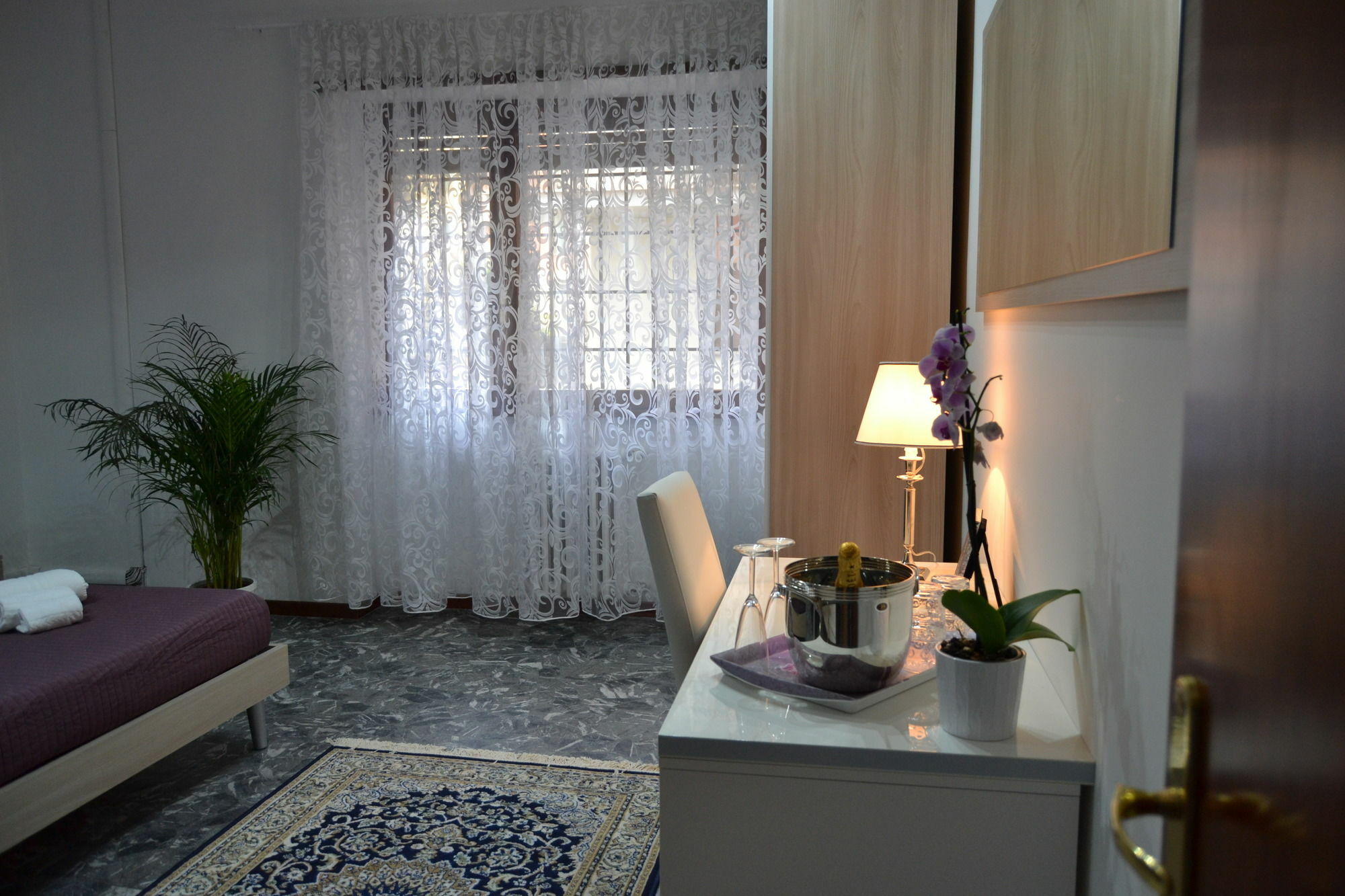 Maxim Rooms 罗马 外观 照片