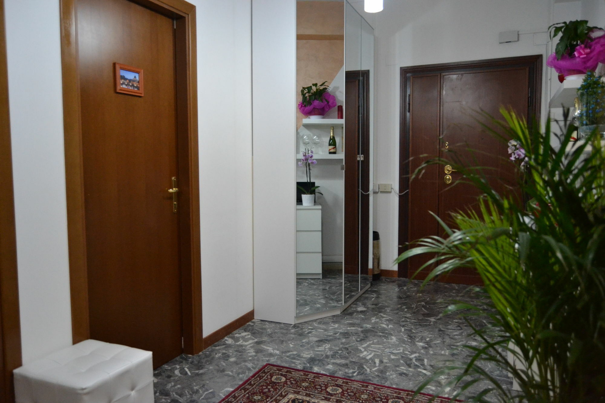 Maxim Rooms 罗马 外观 照片